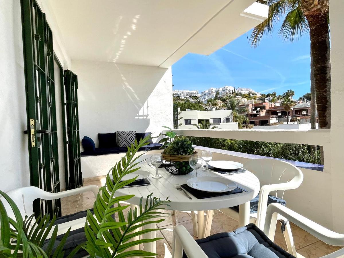 Riviera By The Beach 2 Bedroom Apartment Sitio de Calahonda Exterior foto