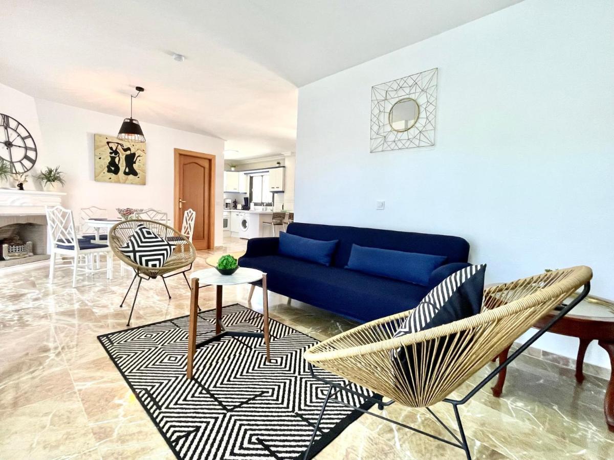 Riviera By The Beach 2 Bedroom Apartment Sitio de Calahonda Exterior foto