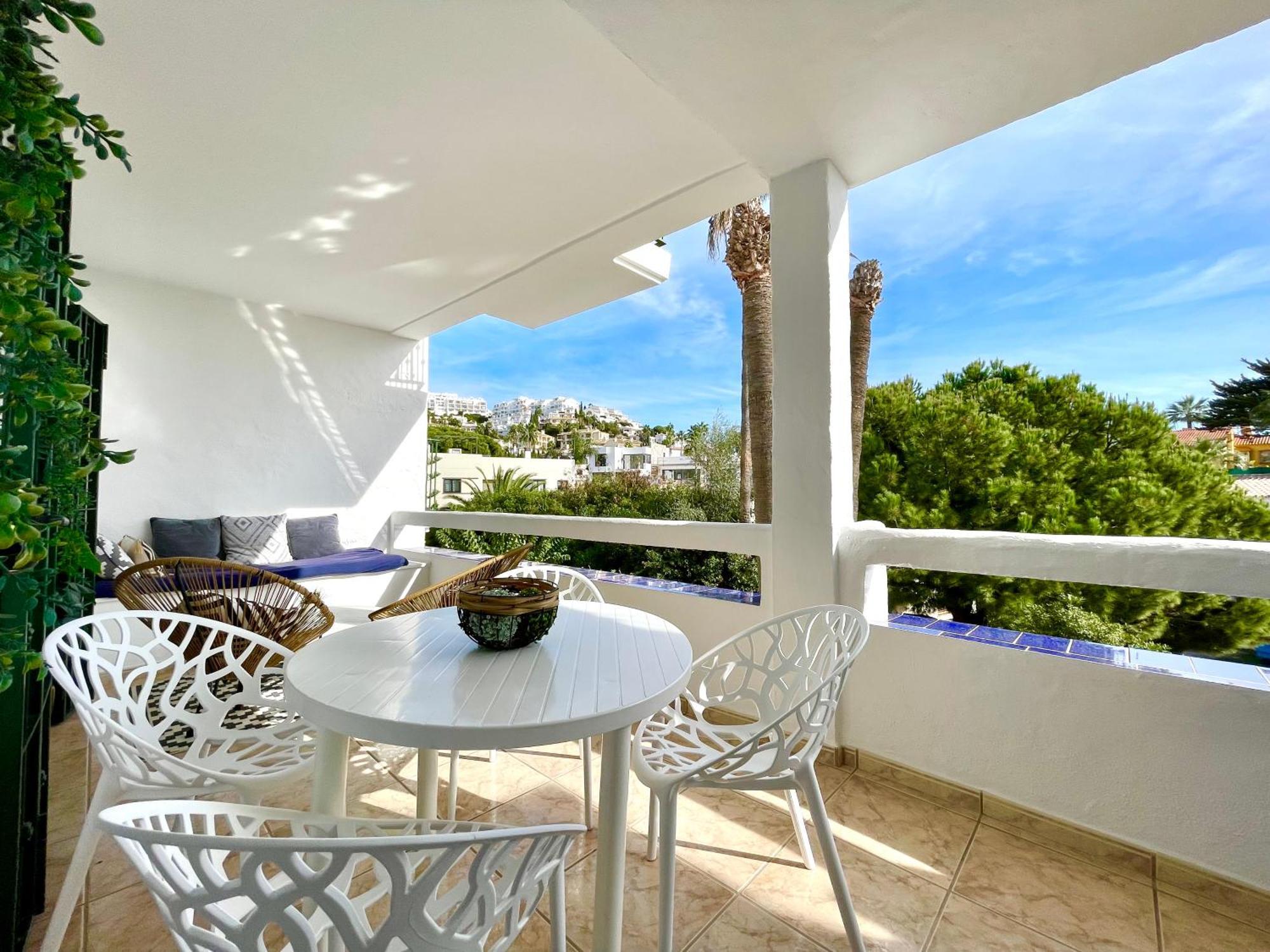 Riviera By The Beach 2 Bedroom Apartment Sitio de Calahonda Exterior foto